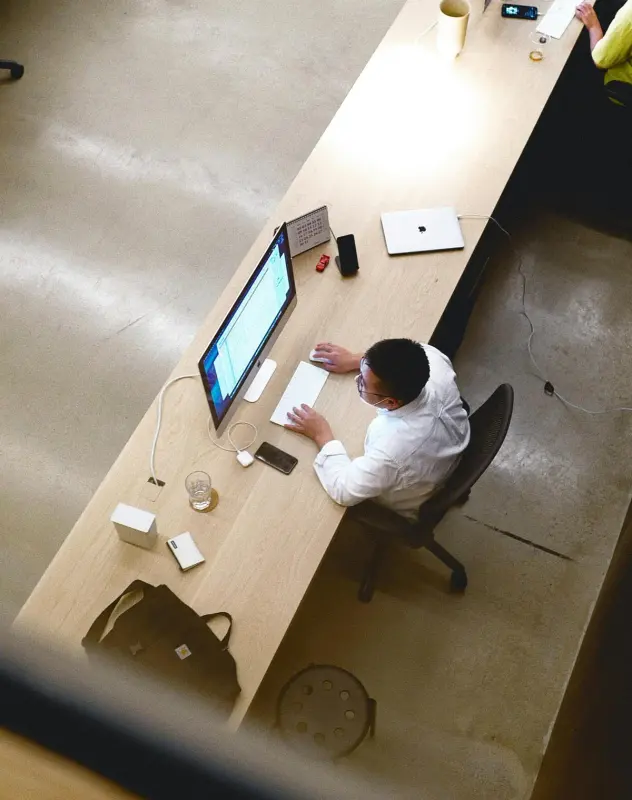 How a Fortune 500 Travel & Hospitality Platform Boosted Back-Office Productivity by 26% with 8Flow